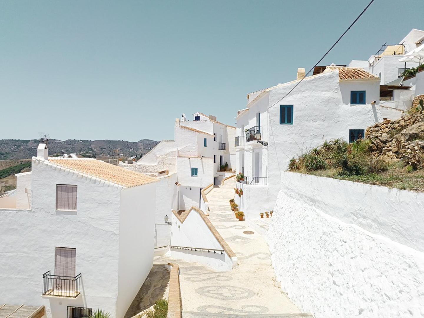 Las Pizarrillas: Tu Hogar En Este Blanco Pueblo Frigiliana Eksteriør billede